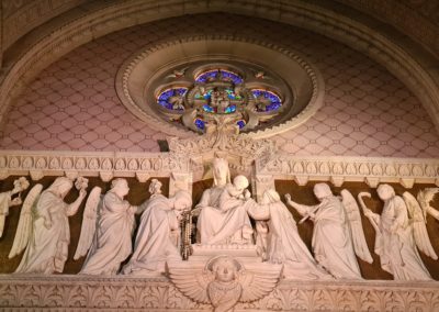 Haut-relief de l'église des dominicains de Marseille